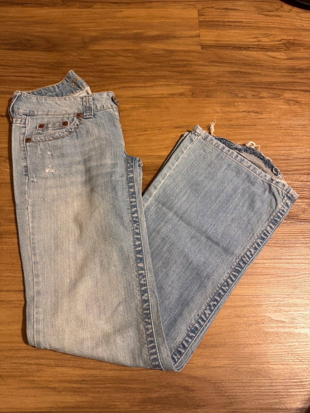 Women’s American Eagle Outfitters Light Wash Wide-Leg Jeans